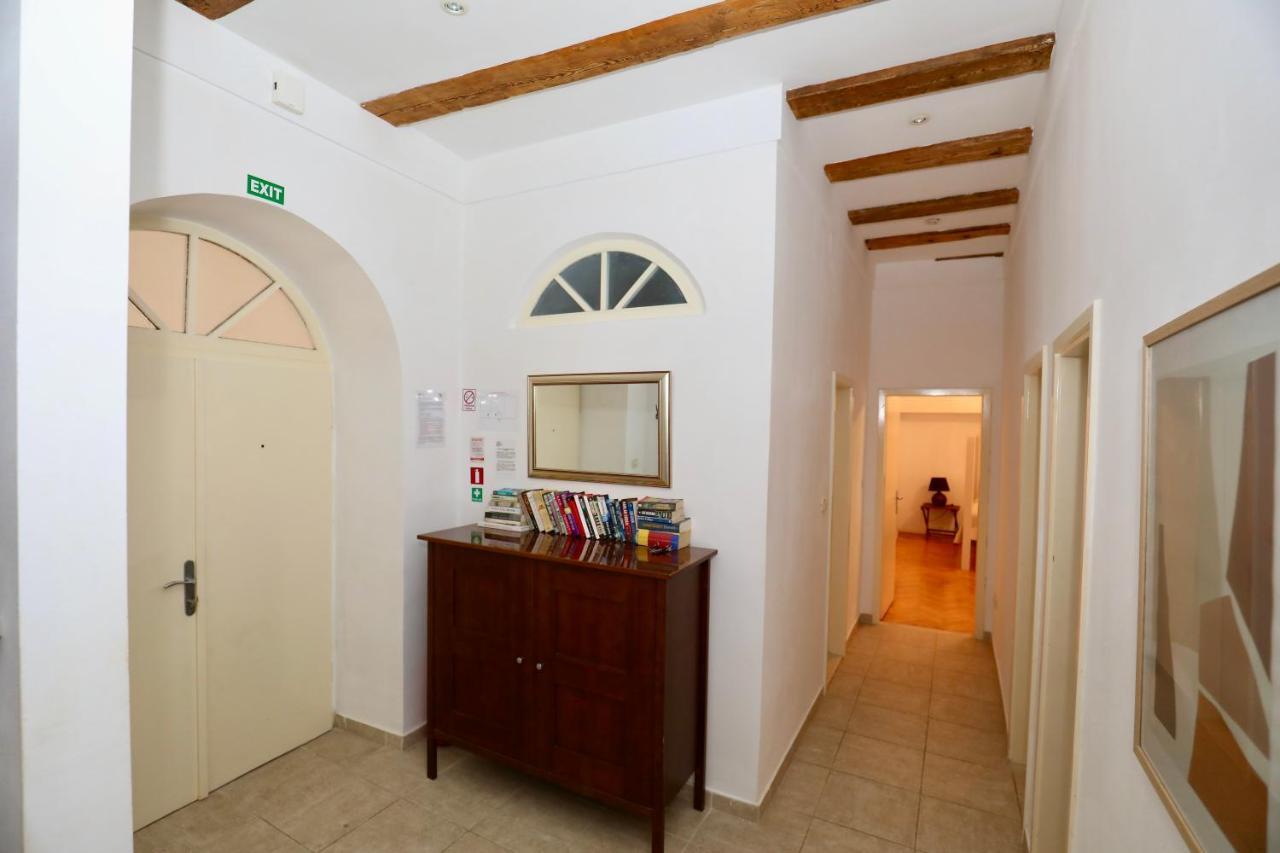 Apartment Lucy Дубровник Екстериор снимка