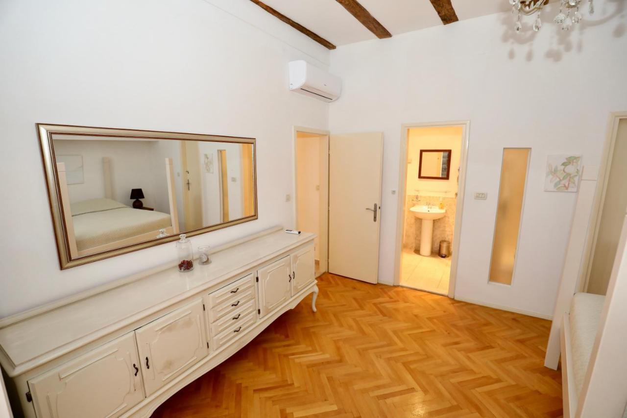 Apartment Lucy Дубровник Екстериор снимка